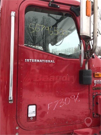 2006 INTERNATIONAL 9200I Used Door Truck / Trailer Components for sale