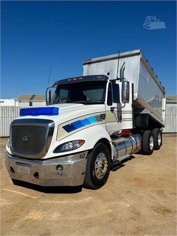 2010 CATERPILLAR CT630 Used Dump Trucks for sale