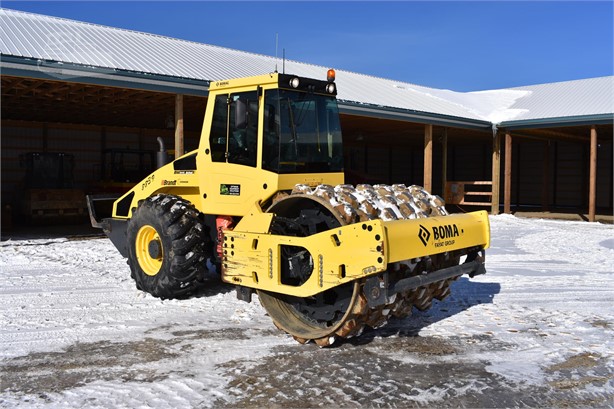 2015 BOMAG BW213PDH-4 Used シープスフットコンパクター for rent