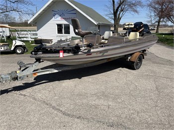 BAYLINER 16' BASS BOAT Fishing Boats Auction Results