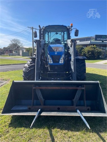 2014 NEW HOLLAND T5.105 Used 100 HP to 174 HP Tractors for sale
