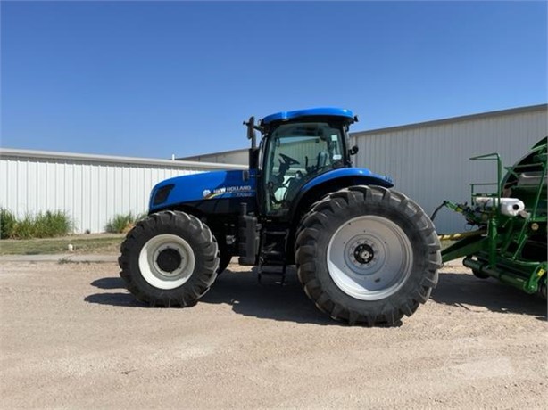 NEW HOLLAND T7060 Used 175 HP to 299 HP Tractors for hire