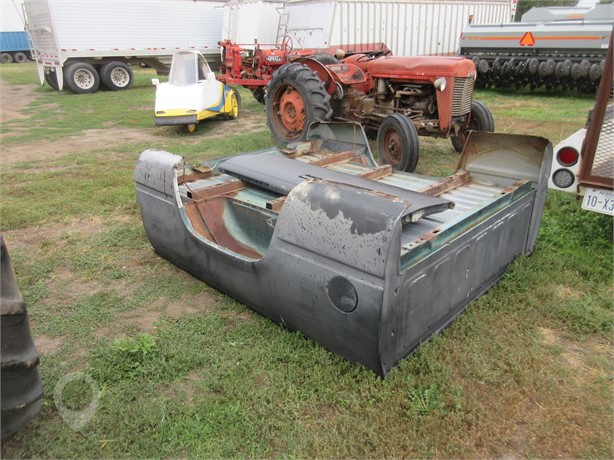CHEVROLET 6.5 FOOT TRUCK BOX Used Other Truck / Trailer Components auction results