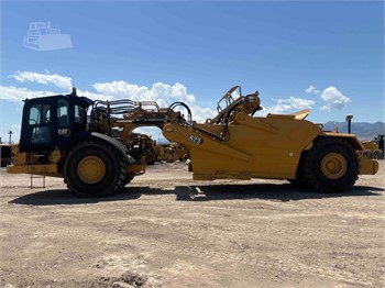 2024 CATERPILLAR 623 中古 モータースクレーパー