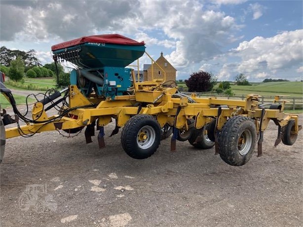 CLAYDON V DRILL Used Seed drills for sale