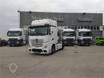 2017 MERCEDES-BENZ ACTROS 1848 Used Box Trucks for sale