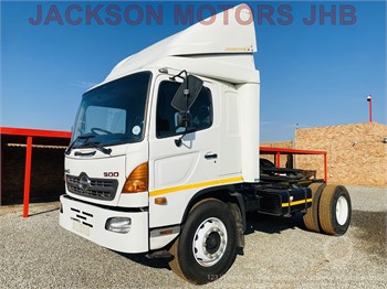 2014 HINO 500 1726 Used Tractor without Sleeper for sale