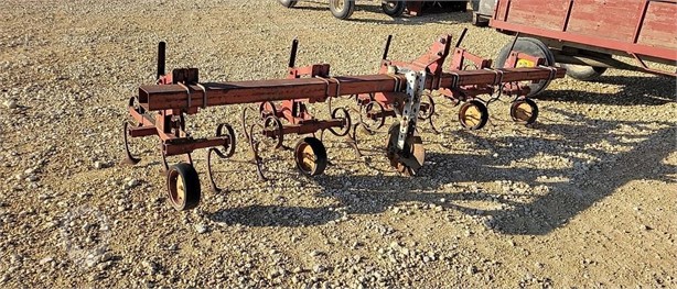 4 ROW CULTIVATOR Used Other auction results