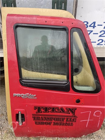2018 INTERNATIONAL PROSTAR Used Door Truck / Trailer Components for sale