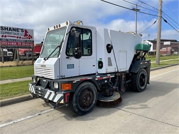 JOHNSTON Sweepers / Broom Equipment For Sale - 32 Listings ...