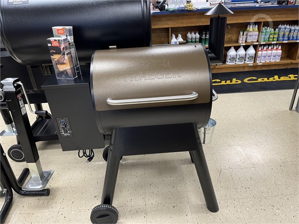 TRAEGER PRO 22 New Grills Personal Property / Household items for sale