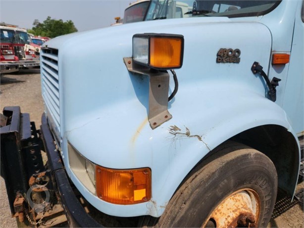 2001 INTERNATIONAL 4900 Used Bonnet Truck / Trailer Components for sale