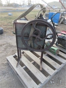 Sold at Auction: Ideal hand-crank rope maker