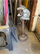 Craftsman shop light, retractable, - tools - by owner - sale