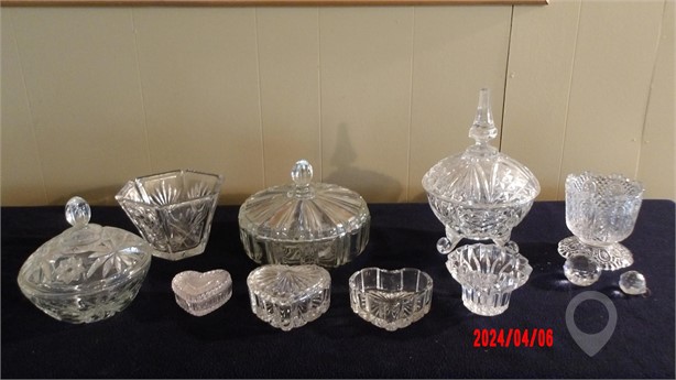 GLASS ITEMS Used Other Personal Property Personal Property / Household items for sale