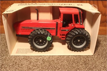 ERTL IH 7488, 2+2 TRACTOR New Die-cast / Other Toy Vehicles Toys / Hobbies auction results