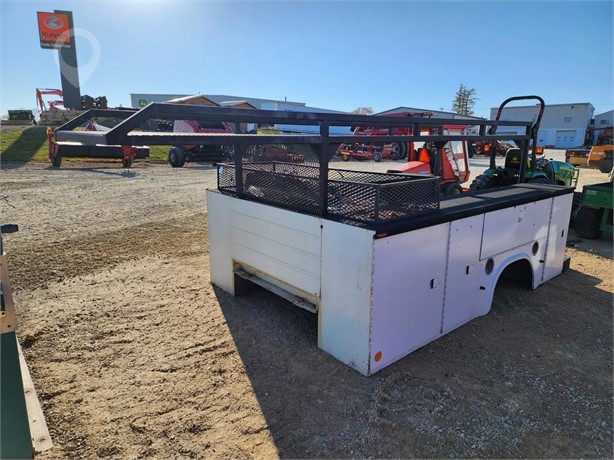 KNAPHEIDE SERVICE BODY & LADDER RACK Used Other auction results
