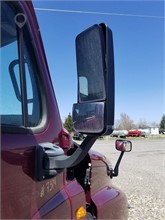 2009 FREIGHTLINER CASCADIA 125 Used Glass Truck / Trailer Components for sale