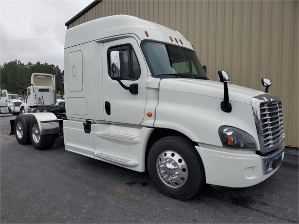 16 Freightliner Cascadia 125 For Sale In Mcdonough Georgia Www Truckconnection Net