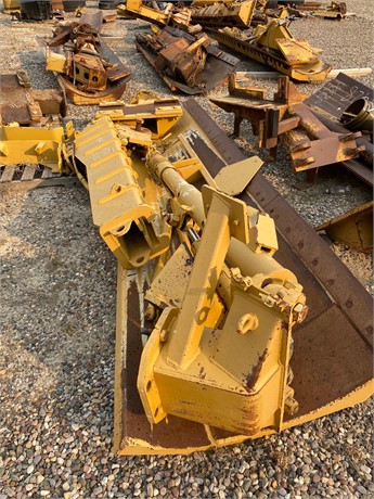 CATERPILLAR CAT 140 & 160H GRADERS Used Snow Wing for sale