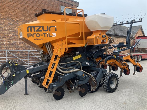 2018 MZURI PRO-TIL 3T Used Seed drills for sale
