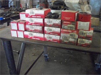 #100 - MILWAUKEE HOLE SAWS Used Hand Tools Tools/Hand held items auction results