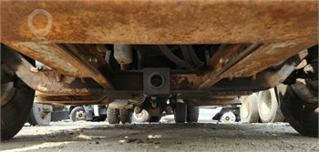 2001 INTERNATIONAL 4900 Used Axle Truck / Trailer Components for sale