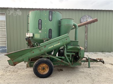 Valmetal Feed Mixer Wagon For Sale 19 Listings Tractorhouse Com Page 1 Of 1