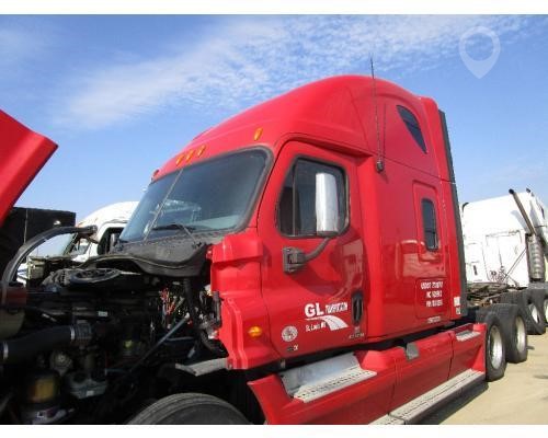 2012 FREIGHTLINER CASCADIA Used Cab Truck / Trailer Components for sale