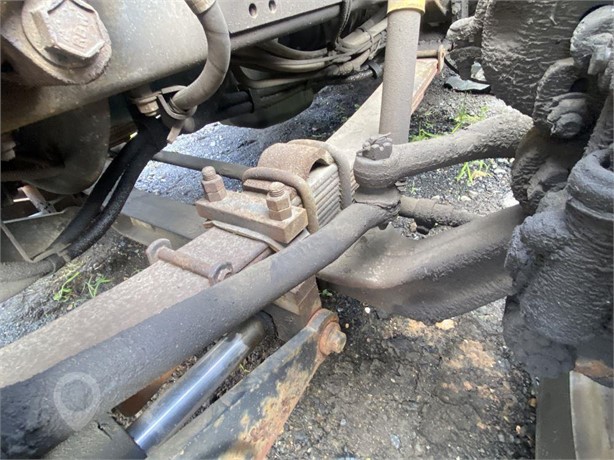 1995 INTERNATIONAL 4900 Used Axle Truck / Trailer Components for sale
