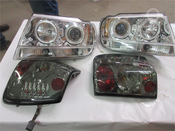 JEEP HEAD AND TAIL LIGHTS Used Other Truck / Trailer Components auction results