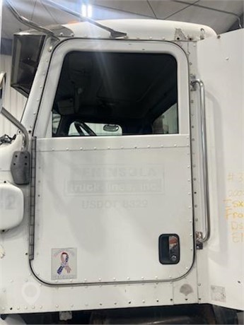 2007 PETERBILT 378 Used Door Truck / Trailer Components for sale
