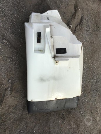 2009 INTERNATIONAL 4400 Used Body Panel Truck / Trailer Components for sale