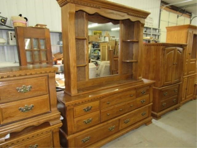 Burlington Oak Dresser With Mirror And Shelves Ron And Ray Tosch