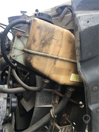 2000 INTERNATIONAL 4900 Used Other Truck / Trailer Components for sale