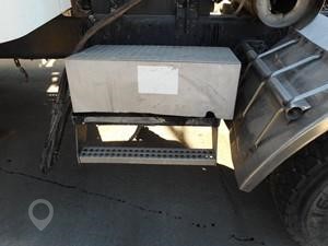 1986 FREIGHTLINER CL-112 Used Battery Box Truck / Trailer Components for sale