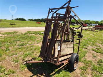 PORTABLE SQUEEZE CHUTE Used Other upcoming auctions