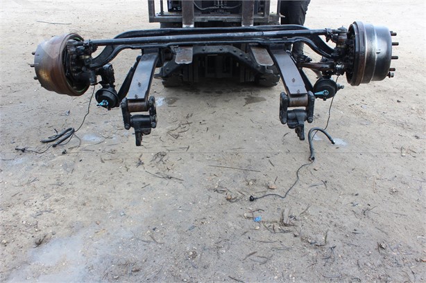 2004 VOLVO VNL Used Axle Truck / Trailer Components for sale