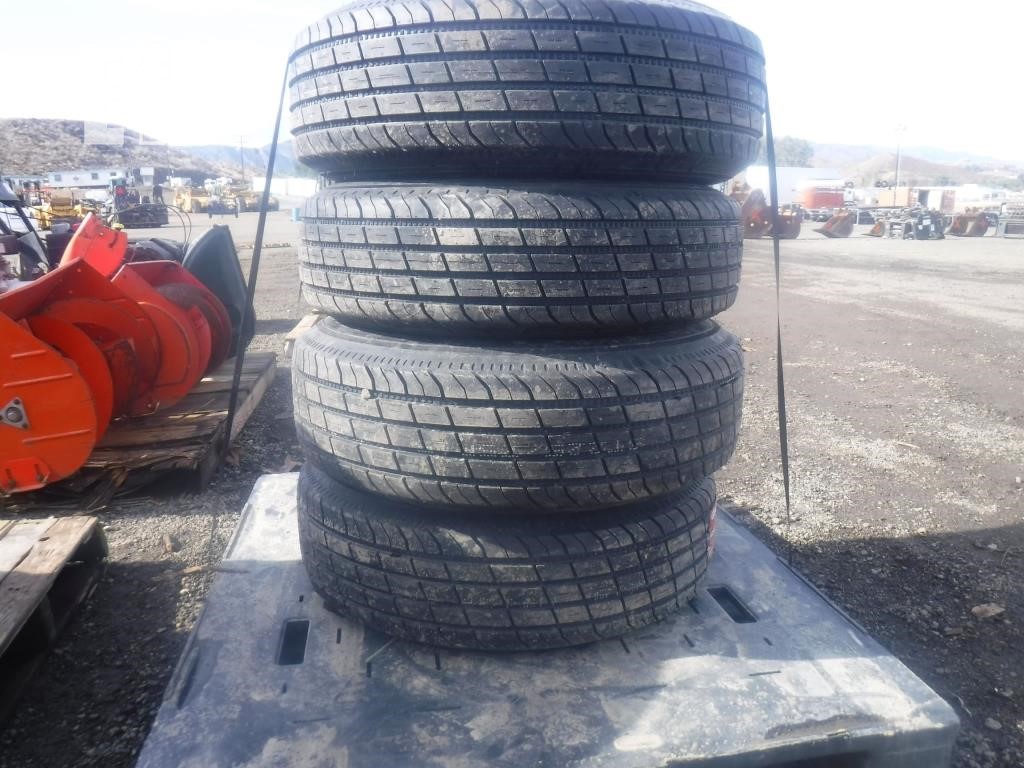 Equipmentfacts Com 4 Unused St5 75 15 Radial Tires And Rims Online Auctions