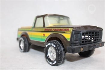 "BASS TRACKER" TOY TRUCK Used Die-cast / Other Toy Vehicles Toys / Hobbies auction results