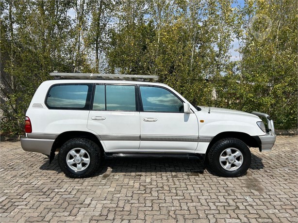 2000 TOYOTA LANDCRUISER Used SUV for sale