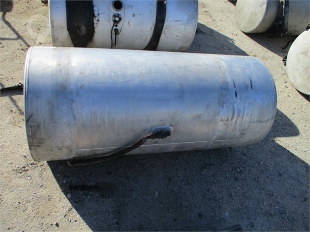 ALUMINUM DIESEL FUEL TANK 100 GALLON Used Fuel Pump Truck / Trailer Components auction results