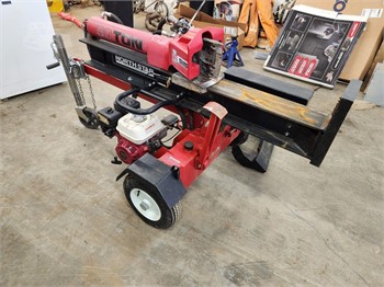 2022 NORTH STAR 30 TON Used Log Splitters for hire