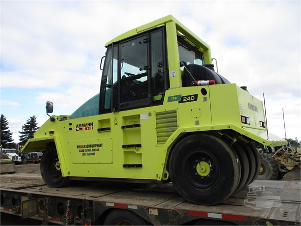 2013 AMMANN AP240 Used 空気圧ローラー for rent