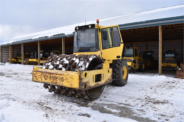2013 BOMAG BW213PDH-40 Used シープスフットコンパクター for rent