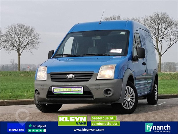 2013 FORD TRANSIT CONNECT Used Luton Vans for sale