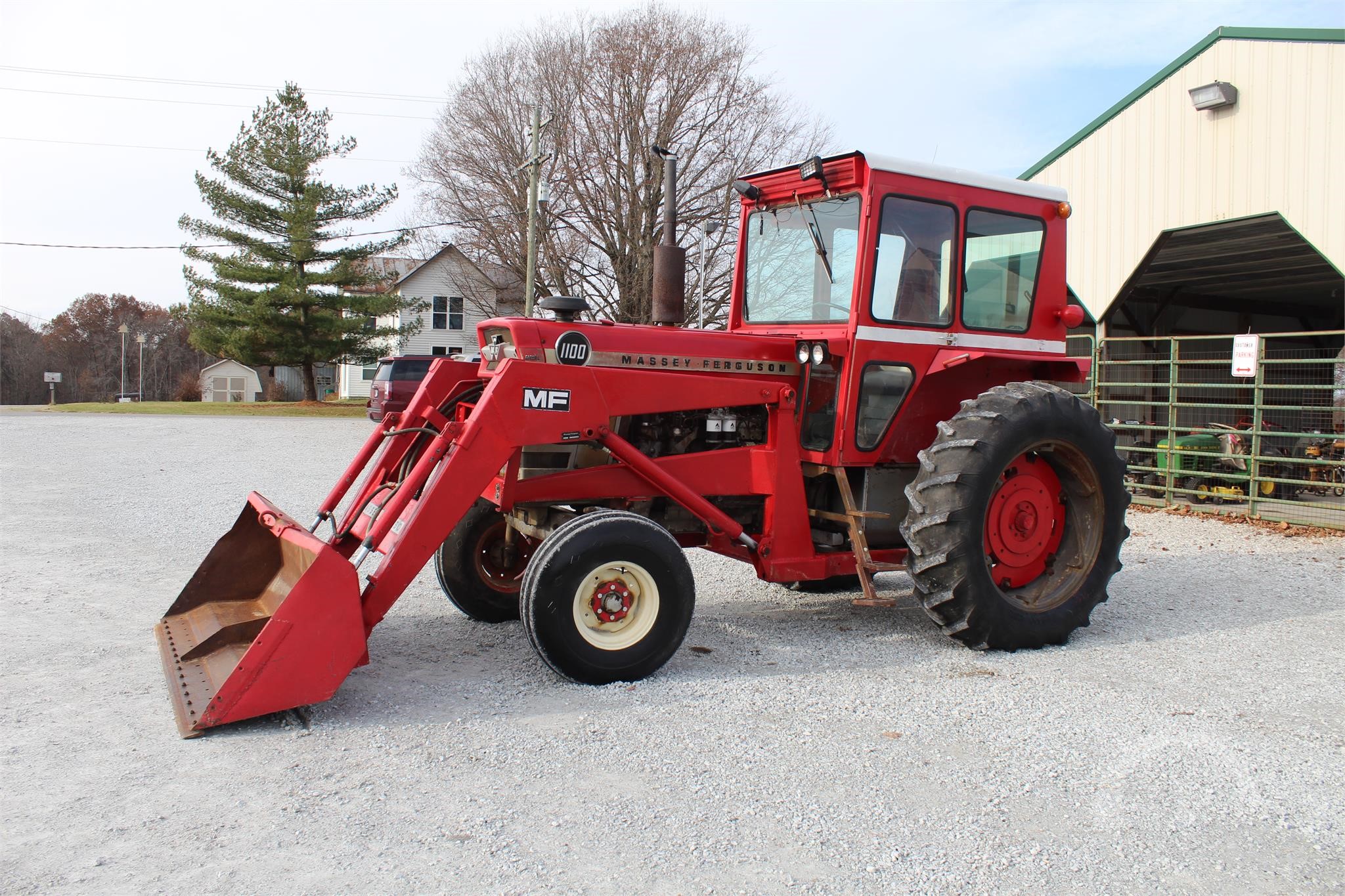 Massey Ferguson 1100 Auction Results 7 Listings Auctiontime Com Page 1 Of 1