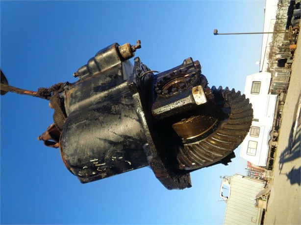 1998 VOLVO WG Used Differential Truck / Trailer Components for sale