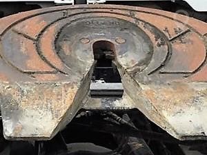 2012 HOLLAND STATIONARY Used Fifth Wheel Truck / Trailer Components for sale