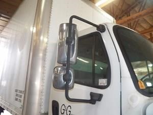 2006 FREIGHTLINER M-2 Used Glass Truck / Trailer Components for sale